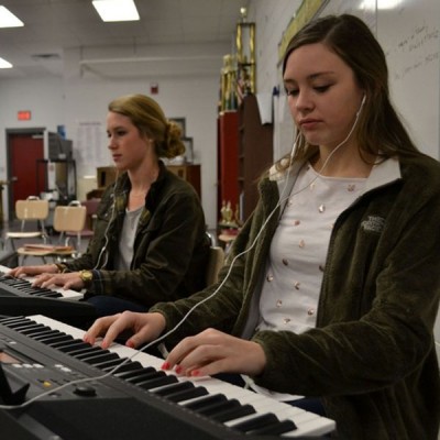Pawleys Festival Helps WHS Piano Students